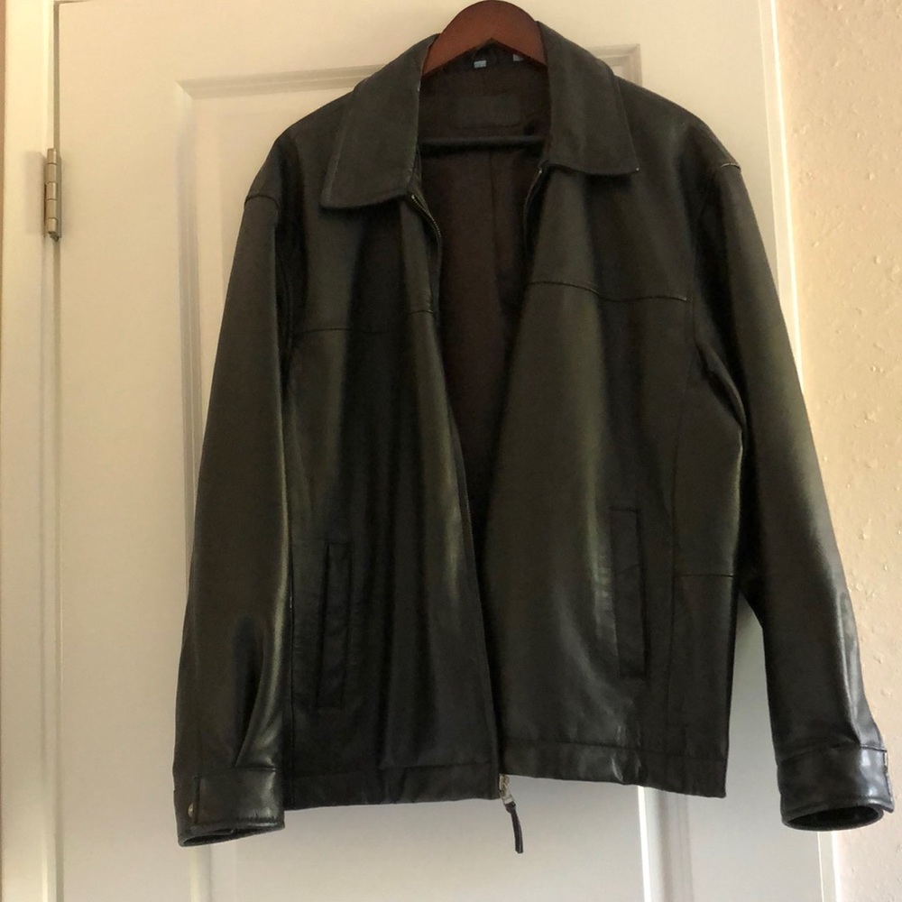Savile Row Men’s Black Leather Jacket, size Large